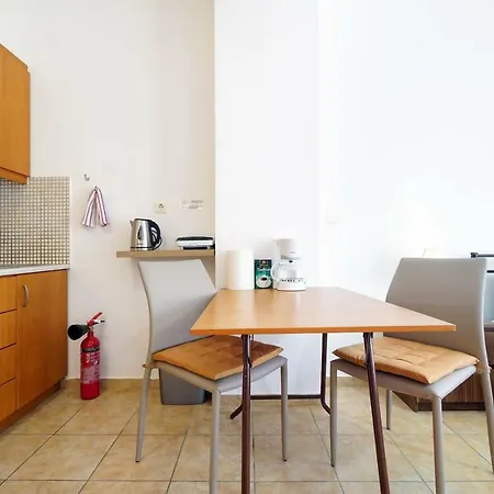 Cozy Chania Apartment